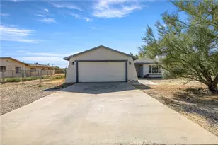 15456 Dale Evans Pkwy, Apple Valley, CA 92307 - Photo 3