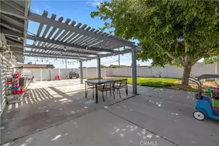 15456 Dale Evans Pkwy, Apple Valley, CA 92307 - Photo 21
