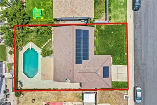 15448 Sandhurst St, Fontana, CA 92336 - Photo 29