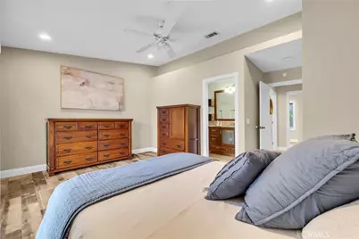 15448 Sandhurst Street, Fontana, CA 92336 - Photo 19