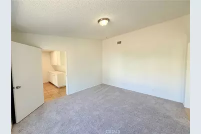 11439 Fox Hollow Lane, Pacoima, CA 91331 - Photo 17
