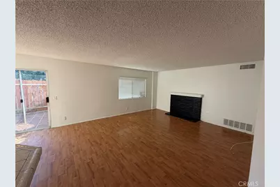 11439 Fox Hollow Lane, Pacoima, CA 91331 - Photo 7