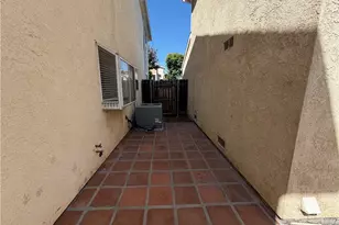 11439 Fox Hollow Ln, Pacoima, CA 91331 - Photo 31