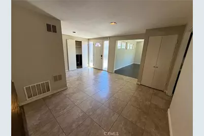 18026 Ingomar Street, Reseda, CA 91335 - Photo 9
