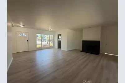 17046 Saticoy Street, Van Nuys, CA 91406 - Photo 7