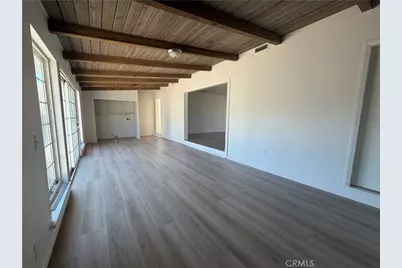 17046 Saticoy Street, Van Nuys, CA 91406 - Photo 9