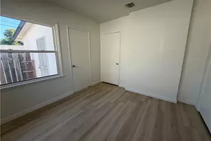 17046 Saticoy St, Van Nuys, CA 91406 - Photo 19
