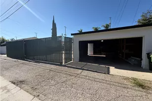 17046 Saticoy St, Van Nuys, CA 91406 - Photo 47