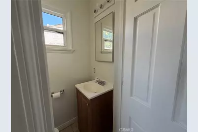 17046 Saticoy Street, Van Nuys, CA 91406 - Photo 17
