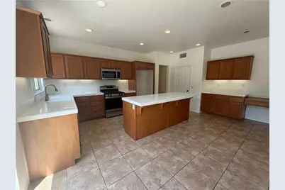 34286 Canyon Rim Drive, Lake Elsinore, CA 92532 - Photo 11