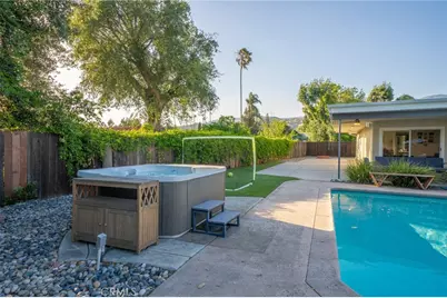 2129 N San Marcos Place, Claremont, CA 91711 - Photo 39