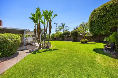 1523 Columbine Way, Upland, CA 91786 - Photo 23