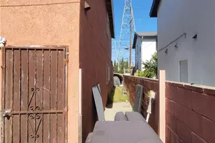 9306 Parmelee Ave, Los Angeles, CA 90002 - Photo 3