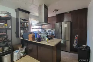 9306 Parmelee Ave, Los Angeles, CA 90002 - Photo 5