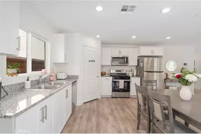 8496 Woodrose, Jurupa, CA 92509 - Photo 11