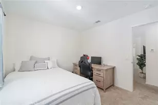 8496 Woodrose, Jurupa, CA 92509 - Photo 19