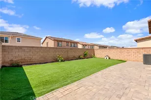 8496 Woodrose, Jurupa, CA 92509 - Photo 35