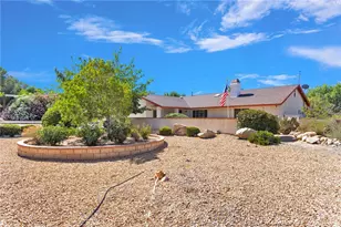 14185 Cuyamaca Rd, Apple Valley, CA 92307 - Photo 5