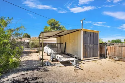 14185 Cuyamaca Road, Apple Valley, CA 92307 - Photo 45