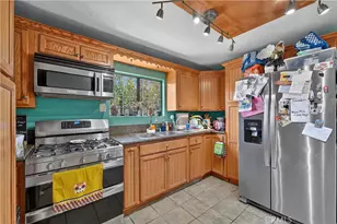 8000 Lou Dillon Ave, Los Angeles, CA 90001 - Photo 13