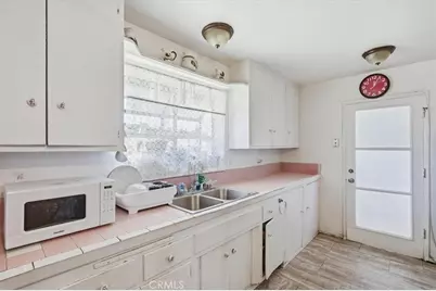8802 Los Flores, Buena Park, CA 90620 - Photo 13
