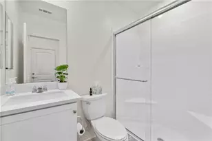 16736 Petrus Ln, Fontana, CA 92336 - Photo 9