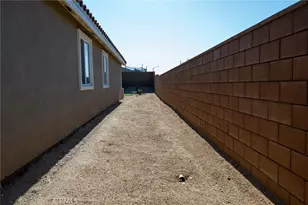 13366 Ficus Ct, Victorville, CA 92392 - Photo 25