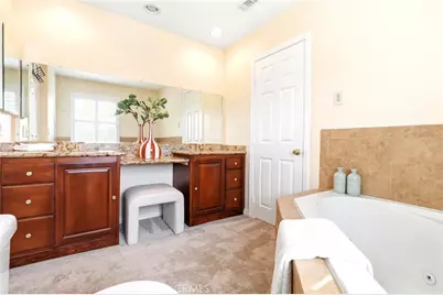 9925 Pinyon Court, Fontana, CA 92335 - Photo 23
