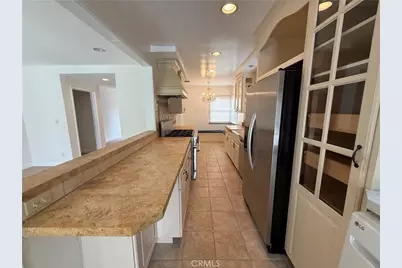10655 Cushdon Ave, Los Angeles, CA 90064 - Photo 17