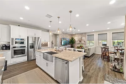 10832 Flora Park, Cypress, CA 90720 - Photo 9