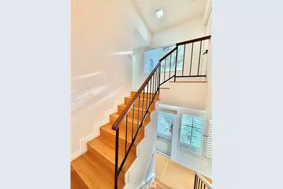 10410 Zelzah #A, Porter Ranch, CA 91326 - Photo 11