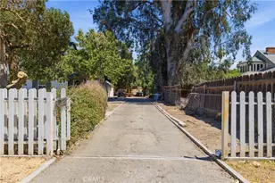 2132 Chester, Bakersfield, CA 93304 - Photo 65