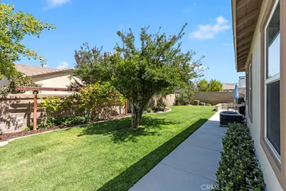6782 Iron Horse Lane, Jurupa, CA 92880 - Photo 45