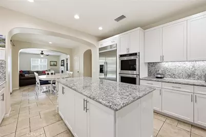1721 Arthur Loop W, Upland, CA 91784 - Photo 17