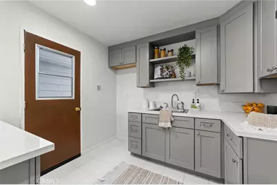 308 N Pasadena Avenue, Azusa, CA 91702 - Photo 9