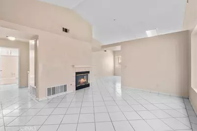 15061 Fuchsia Court, Fontana, CA 92336 - Photo 5