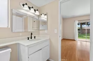 15061 Fuchsia Ct, Fontana, CA 92336 - Photo 23