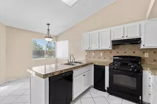 15061 Fuchsia Ct, Fontana, CA 92336 - Photo 13