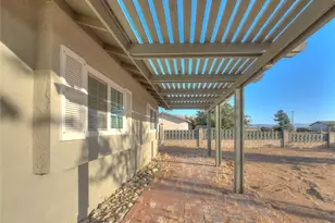 10525 Balsa, Apple Valley, CA 92308 - Photo 9