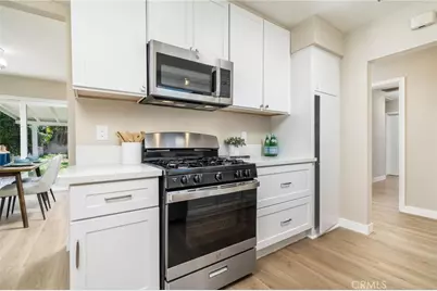 7057 Babcock, North Hollywood, CA 91605 - Photo 5