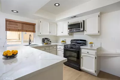 6386 N Beechwood Avenue, San Bernardino, CA 92407 - Photo 13