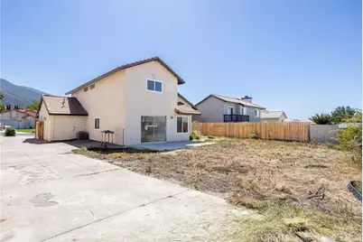 6386 N Beechwood Avenue, San Bernardino, CA 92407 - Photo 25