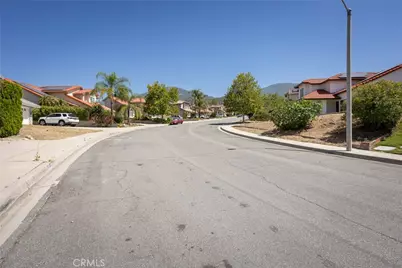 6386 N Beechwood Avenue, San Bernardino, CA 92407 - Photo 35