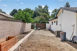 587 Sycamore Ave, Claremont, CA 91711 - Photo 31
