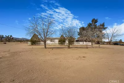 13378 Paramount Road, Phelan, CA 92371 - Photo 31