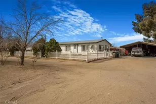 13378 Paramount Rd, Phelan, CA 92371 - Photo 33