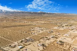 13378 Paramount Rd, Phelan, CA 92371 - Photo 55