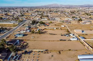 11581 4th Ave, Hesperia, CA 92345 - Photo 43