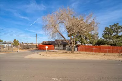 11581 4th Avenue, Hesperia, CA 92345 - Photo 37