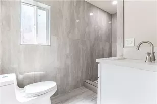 16213 S Thorson, Compton, CA 90221 - Photo 15